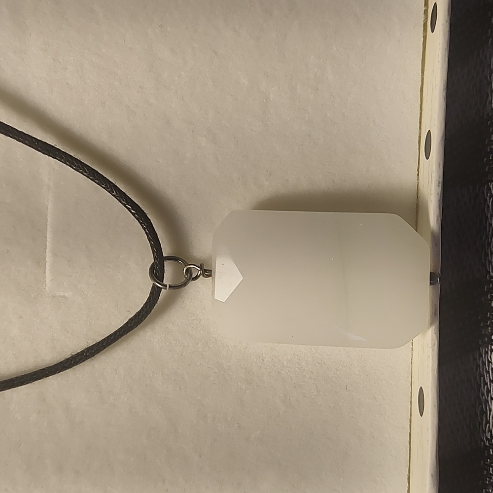 Quartz, black leather necklace, - Picture 2 of 5